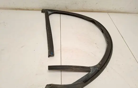 Fiat Stilo Rubber seal front door (on door) 