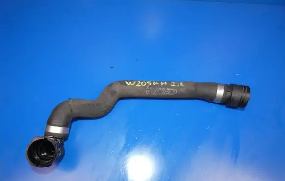 Mercedes-Benz C W205 Engine coolant pipe/hose 