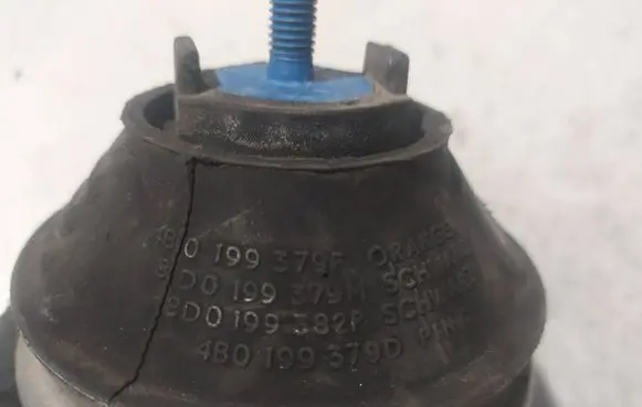 Audi A6 S6 C5 4B Engine mount bracket 4B0199379D 8D0199382P 8H0199379F