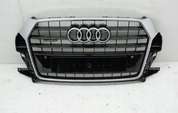 Audi Q3 8U Front bumper upper radiator grill 8U0853653M