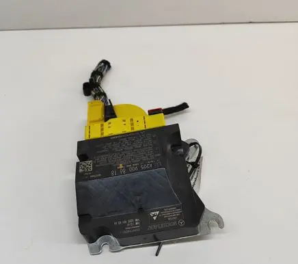 Mercedes-Benz C W205 Airbag control unit/module A2059008618 A2059018308