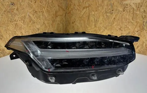 Volvo XC90 Headlight/headlamp 32228689 K109953