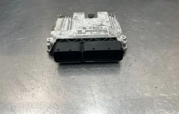 Volkswagen PASSAT B6 Engine control unit/module 03G906021NK 0281013440 1039S17241