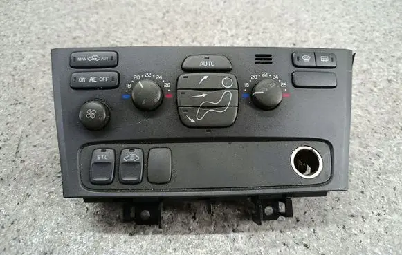 Volvo V70 Climate control/heater control trim