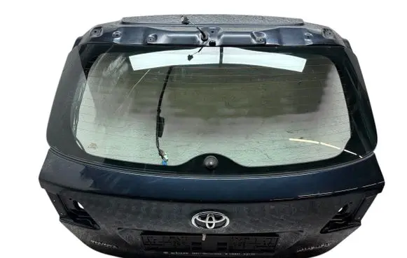 Toyota Avensis T270 Tailgate/trunk/boot lid 6700505111 6810505050