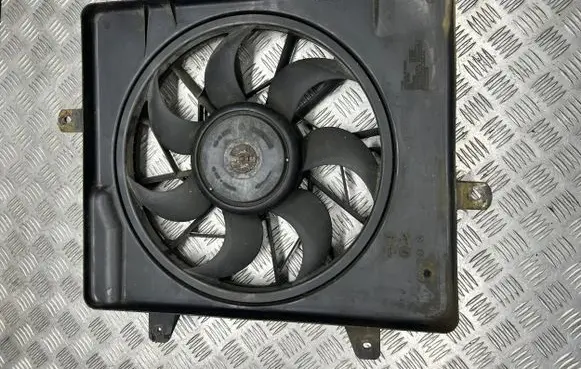 Chrysler PT Cruiser Radiator cooling fan shroud 91790