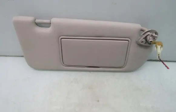 Infiniti Q50 Sun visor