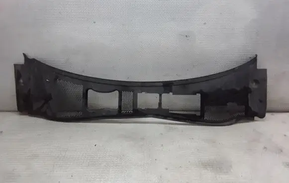 Volkswagen PASSAT B5.5 Wiper trim 3B2819417C