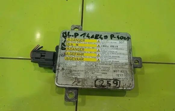 Mazda CX-7 LED ballast control module PRZOD