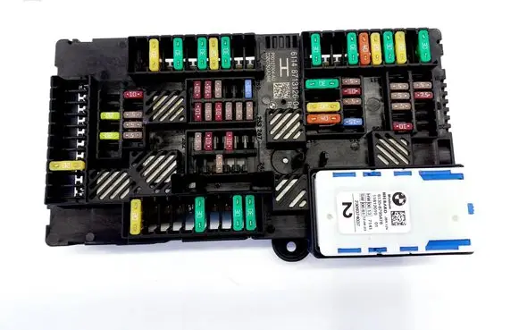 BMW 5 G30 G31 G38 Fuse module 8713126 8795478
