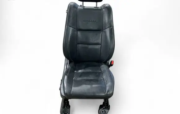 Dodge Durango III Front passenger seat 