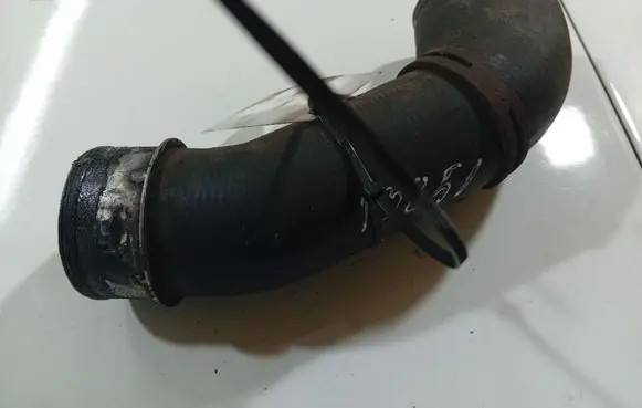 Volkswagen Polo IV 9N3 Intercooler hose/pipe