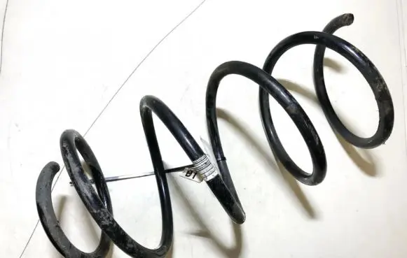 BMW 1 E81 E87 Front coil spring