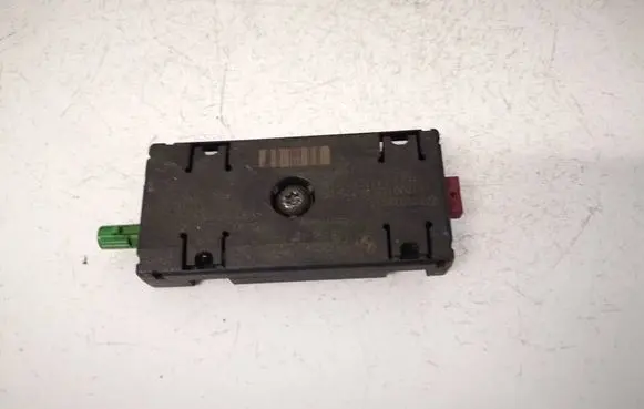 BMW X5 E70 Antenna control unit 65206933327 6520693332706