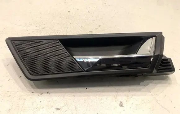 Skoda Superb B8 (3V) Front door interior handle 3V0837222