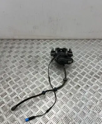 BMW X1 U11 Rear brake caliper 689106402 6891064