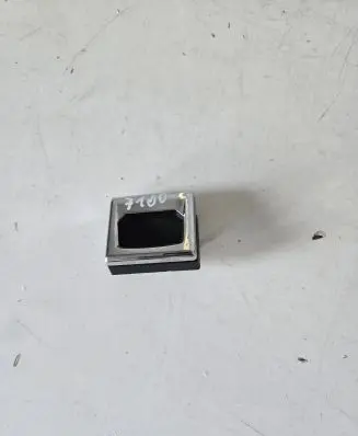 Audi Q7 4M Tie down hook / loop 
