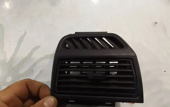 Dashboard side air vent grill/cover trim
