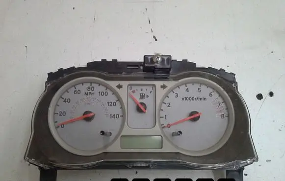 Nissan Note (E11) Speedometer (instrument cluster)