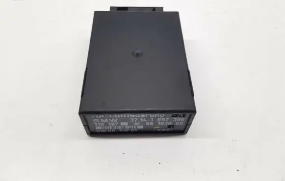 BMW 5 E39 Air suspension control unit module (rear) 1092396 nr8053