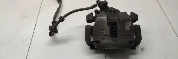 Peugeot 5008 II Front brake caliper 