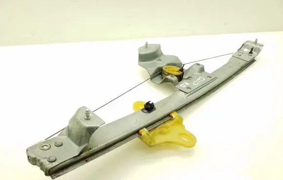 Renault Clio IV Front window lifting mechanism without motor
