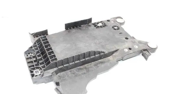 BMW 1 F40 Battery box tray 9387574