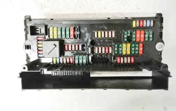 BMW 5 F10 F11 Fuse box set 317033442