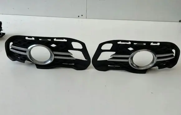 Mercedes-Benz C W204 Front bumper lower grill 2048852223 2048852323