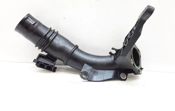 Volvo V40 Intercooler hose/pipe AV6Q9351BC