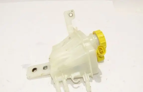 Fiat 500L Power steering fluid tank/reservoir 03335829573