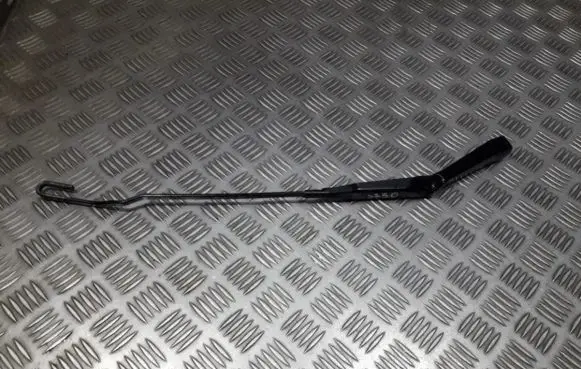 Opel Astra G Front wiper blade arm 09559555