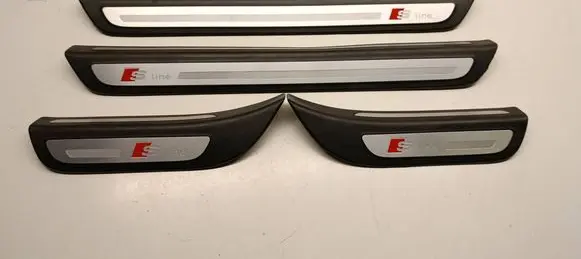 Audi Q5 SQ5 sill trim set (inner) 8R0853374F