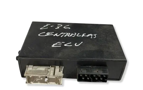 BMW 3 E36 Door central lock control unit/module 8353569 61358353569