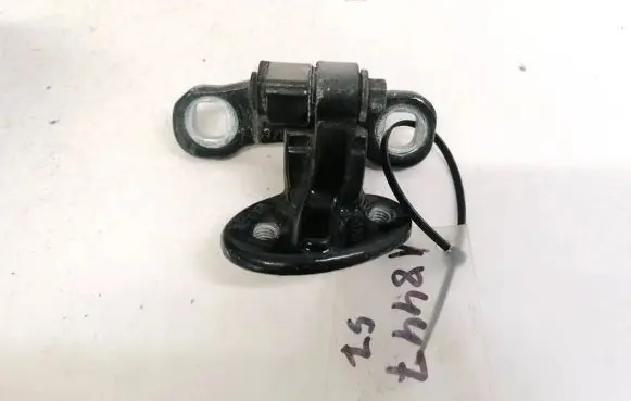 Volvo V50 Rear door lower hinge 30715358
