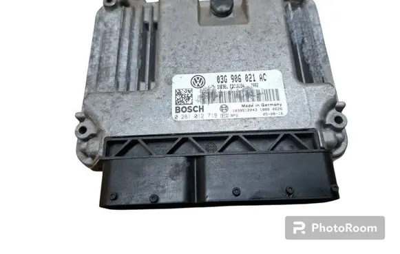 Volkswagen PASSAT B6 Engine control unit/module 03G906021AC 0281012719