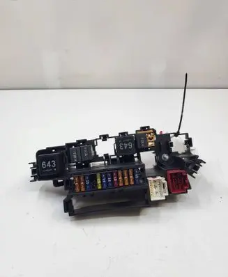 Audi A4 S4 B8 8K Fuse module 8K1937503