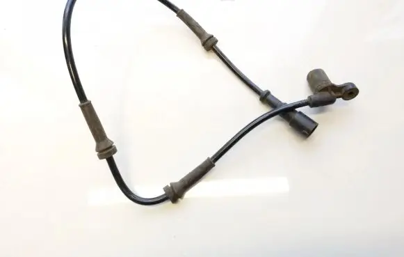 Renault Scenic I ABS brake wheel speed sensor 10071311091 10.0713-1109.1
