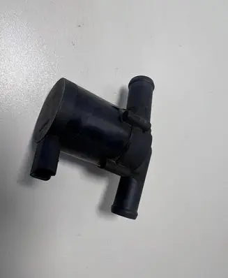 Volkswagen PASSAT B5.5 Electric auxiliary coolant/water pump 078121601 70207400