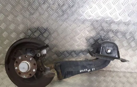 Volkswagen Golf V Stub axle 