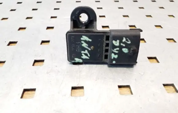 Opel Antara Air pressure sensor 96440381