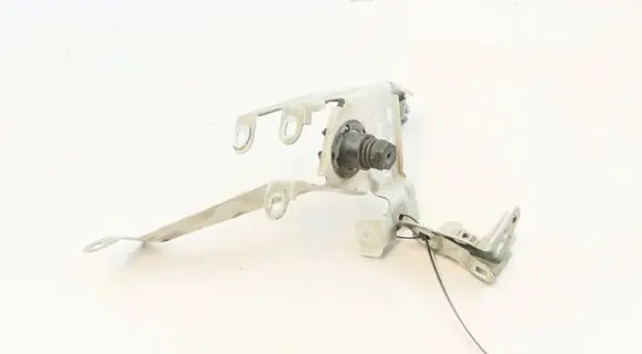 BMW M6 Fender mounting bracket 7230583 7230579 7230581