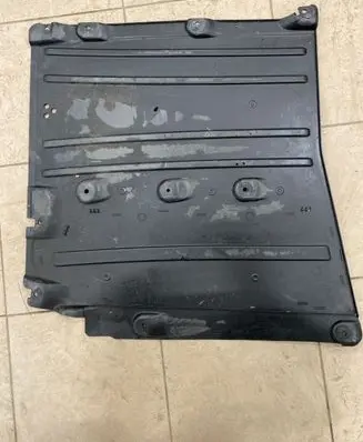 BMW 6 G32 Gran Turismo Center/middle under tray cover 51757340745 7340745