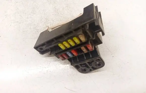 Toyota Corolla Verso AR10 Fuse box set 