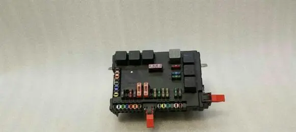 Mercedes-Benz S AMG W221 Fuse module A2215450801