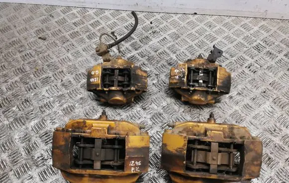 Nissan 350Z Front brake caliper 