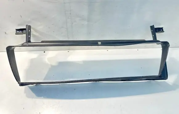 Volvo V50 Intercooler air guide/duct channel 3984