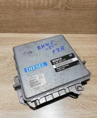BMW 5 E34 Engine control unit/module ECU 0281001117 2243420