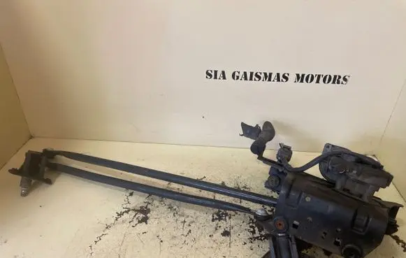 Hyundai H-100 Front wiper linkage and motor
