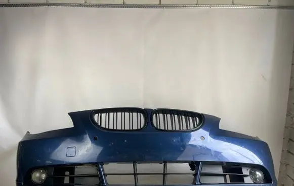 BMW 5 E60 E61 Front bumper 7033697